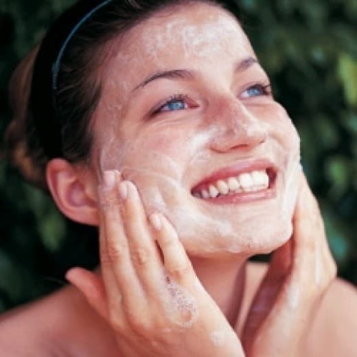 Using oregano for oily skin